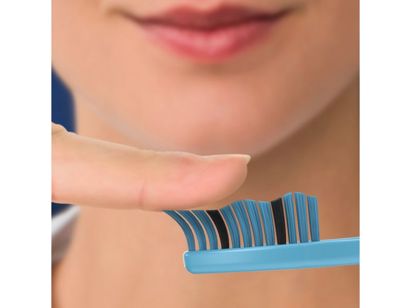 Cepillos-Dentales-Oral-B-Clean-Color-Collection-Suave-5-Unidades-5-11211