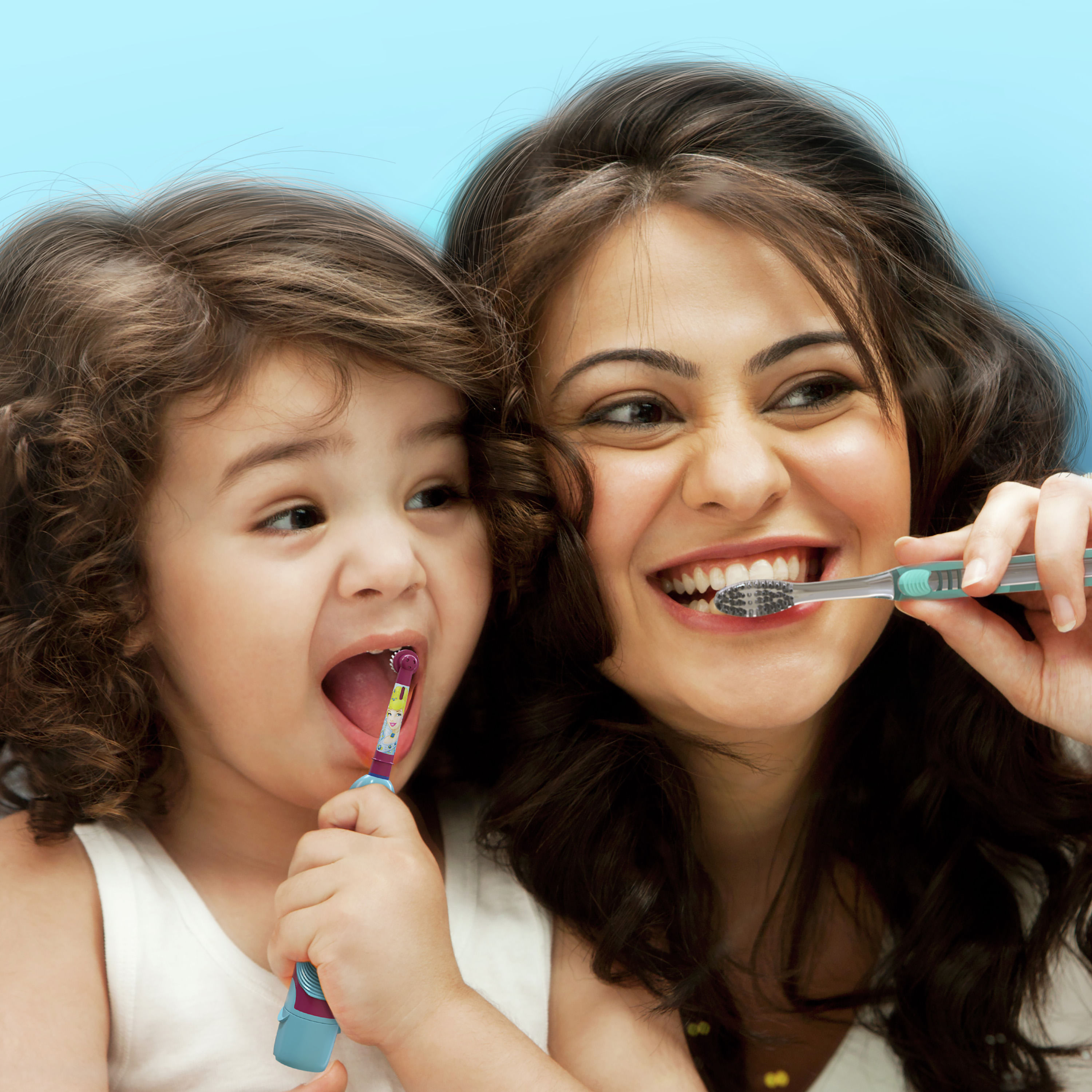 Comprar Cepillos Dentales Oral-B Clean Indicator Medio -2 Uds