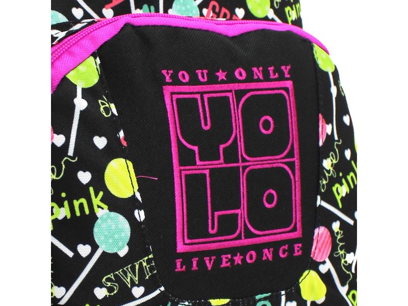 Mochila-Juvenil-Yolo-con-Malla-en-los-Laterales-para-llevar-Botella-y-Compartimiento-Interno-para-Laptop-Estampado-Color-Negro-2-27410