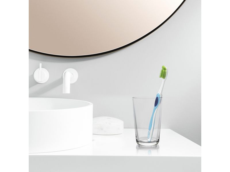 Cepillos-Dentales-Extra-Suave-Oral-B-Sensitive-Enc-as-Detox-3-Unidades-8-11210