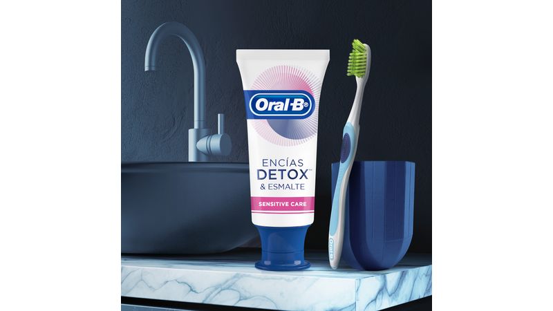 Cepillo de dientes Oral-B Encías Detox