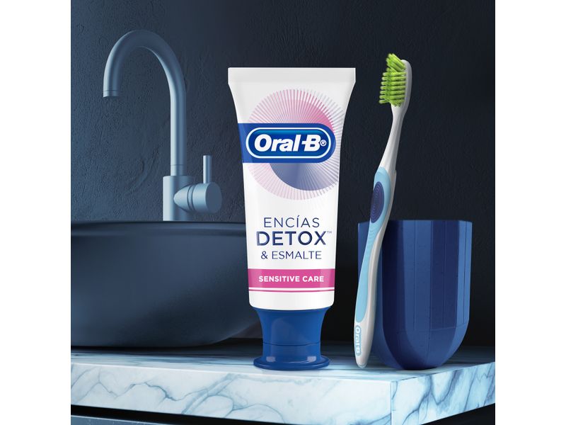 Pasta-Dental-Detox-Oral-B-Sensitive-Care-Con-Micro-Espuma-75ml-8-11259
