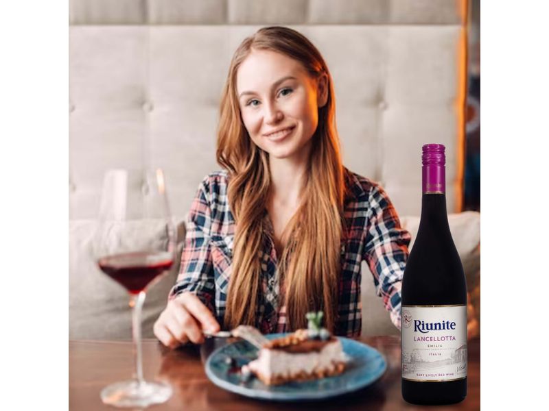 Vino-Riunite-Lancellotta-750-Ml-4-2881