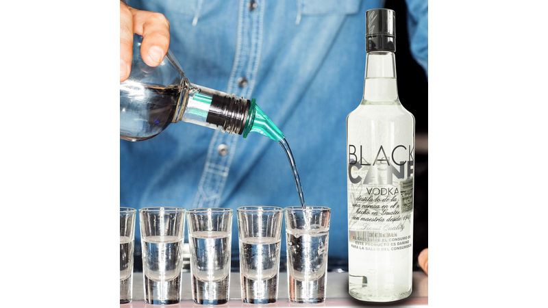 Vodka Botran Black Cane 1 L – Paquetto