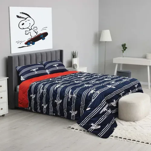 Cubrecama Peanut color azul con diseño de snoopy tamaño full
