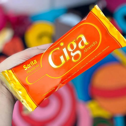 Sarita Paleta Giga Almendra 95g
